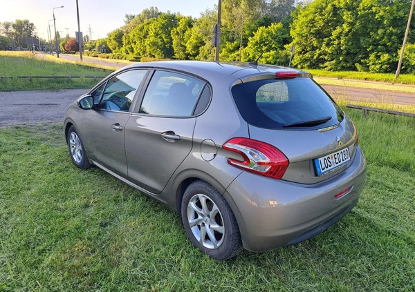 Peugeot 208 cena 18900 przebieg: 181000, rok produkcji 2012 z Poznań małe 37